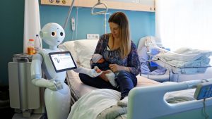 robot-helping-baby