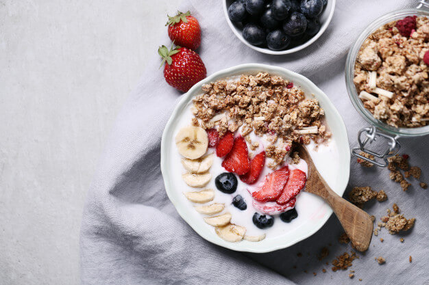 Banana And Strawberry Oats 