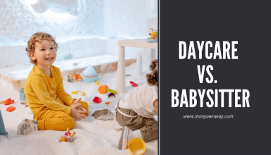 Daycare : Babysitter