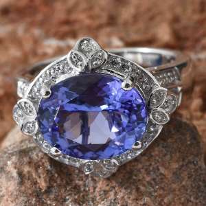 Styling Tanzanite 